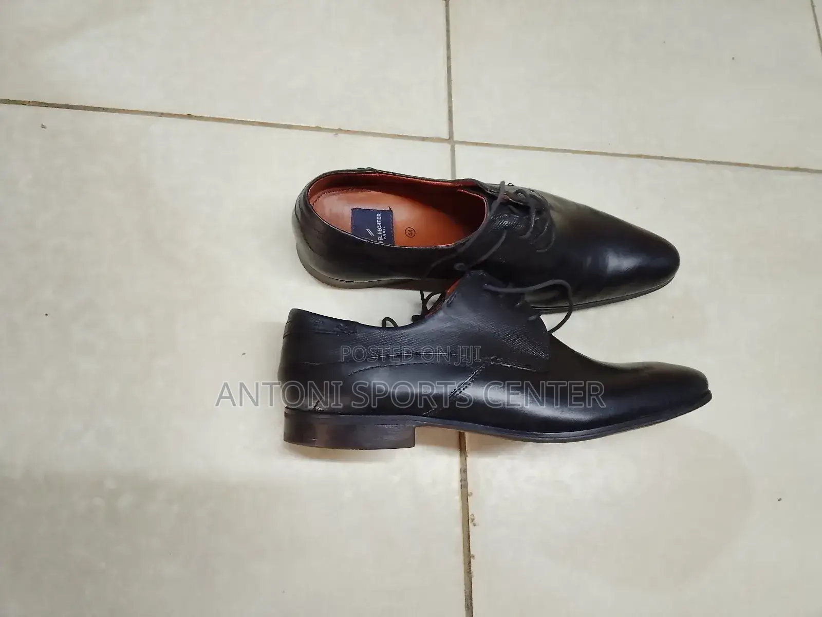 Shoe Original Material Size 44