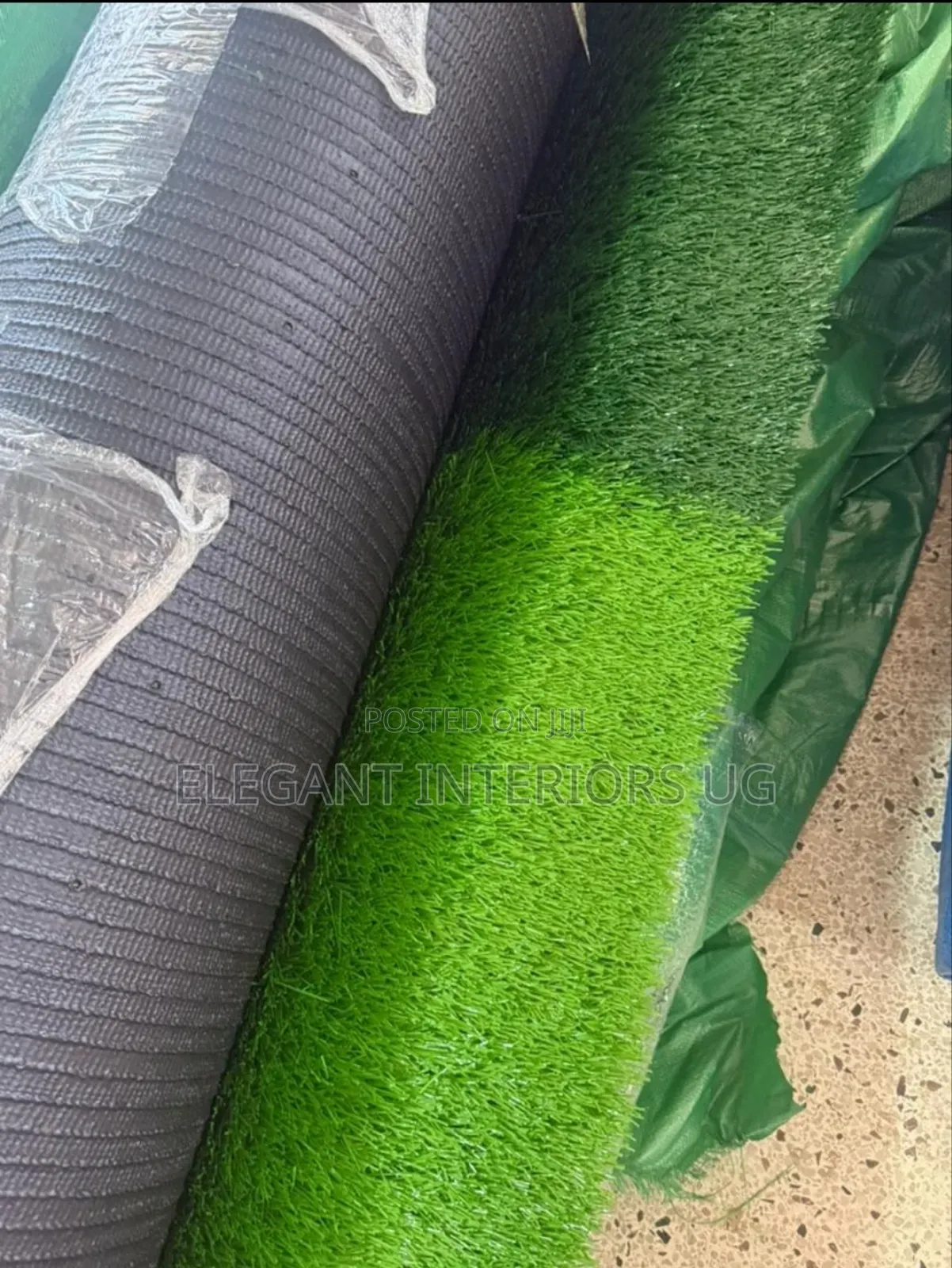 Artificial Grass Carpets for Compounds and Home Balconies Plus Bars