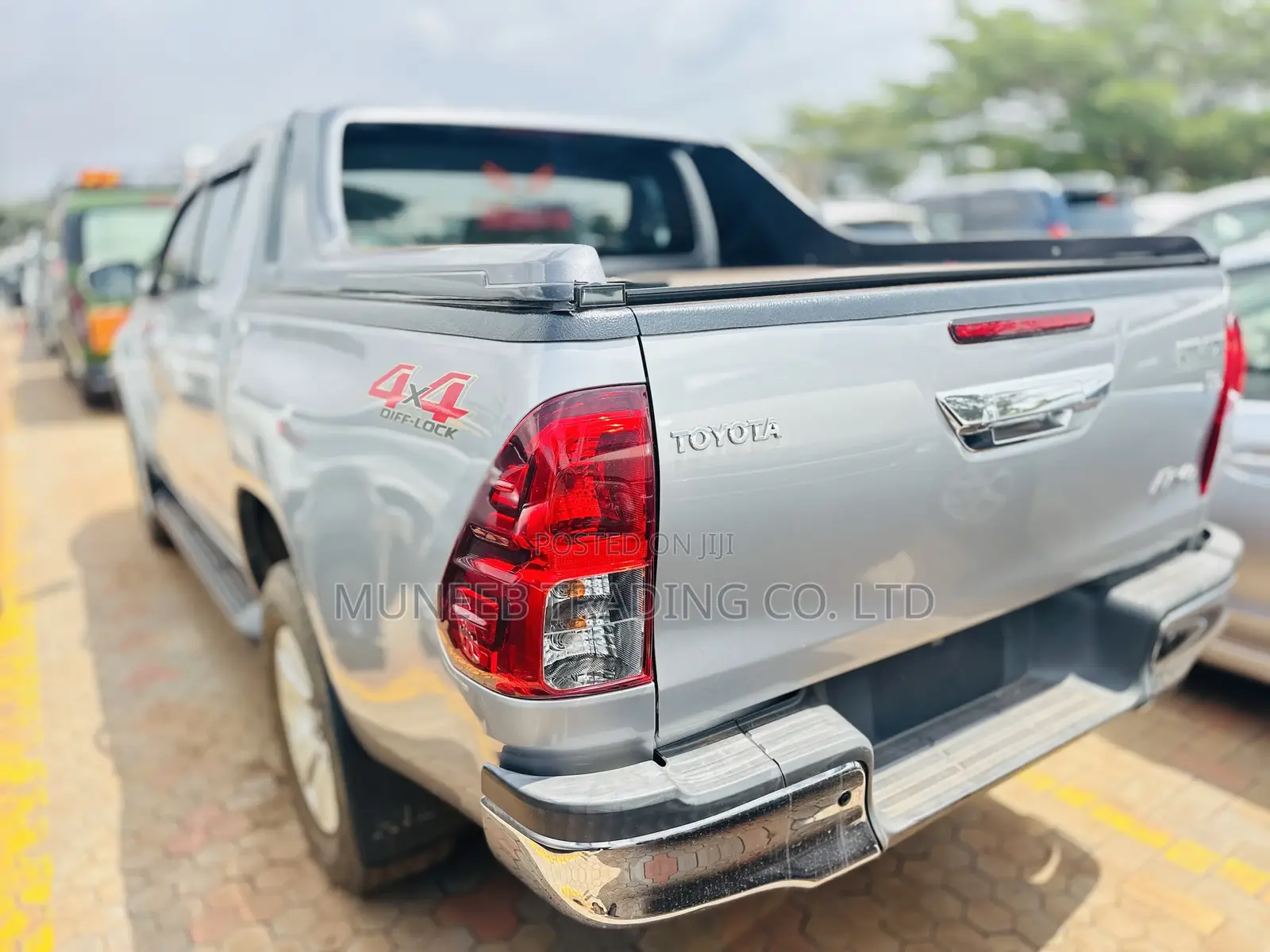 Toyota Hilux Revo Double Cab Deisel 2.8 AWD 2019 Silver