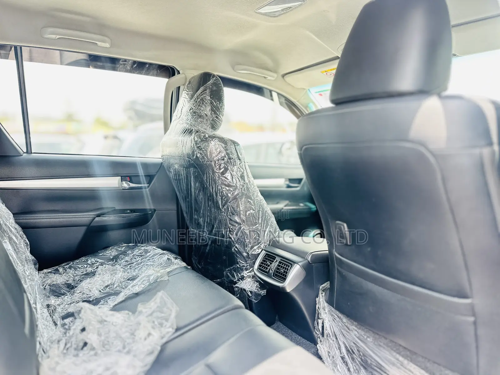 Toyota Hilux Revo Double Cab Deisel 2.8 AWD 2019 Silver