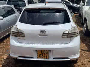 Toyota Blade 2007 White
