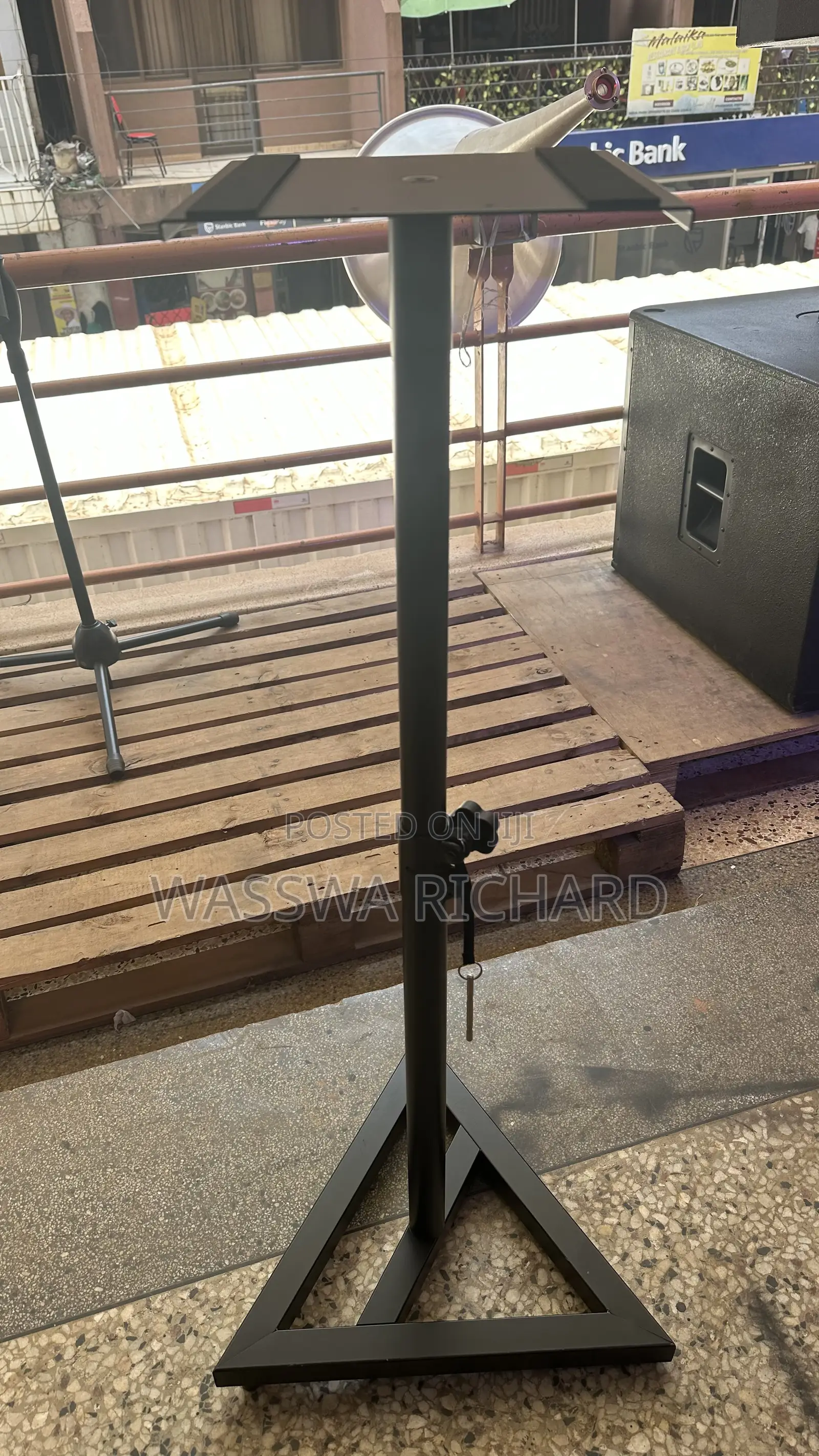 Monitor Speaker Stand