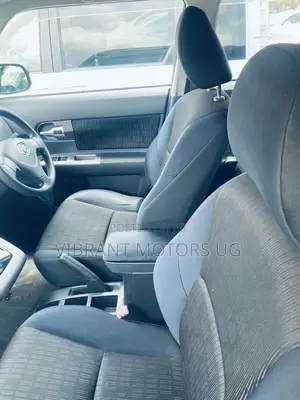 Toyota Corolla Rumion 2012 Black