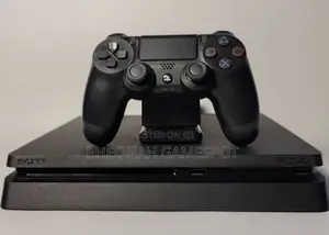 Playstation 4 Slim, 2 Pads, 14 Fun Games, Clean Setup