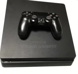 Ps4 Slim, Perfect Bundle, 2 Pads, 16 Top Games Inside.