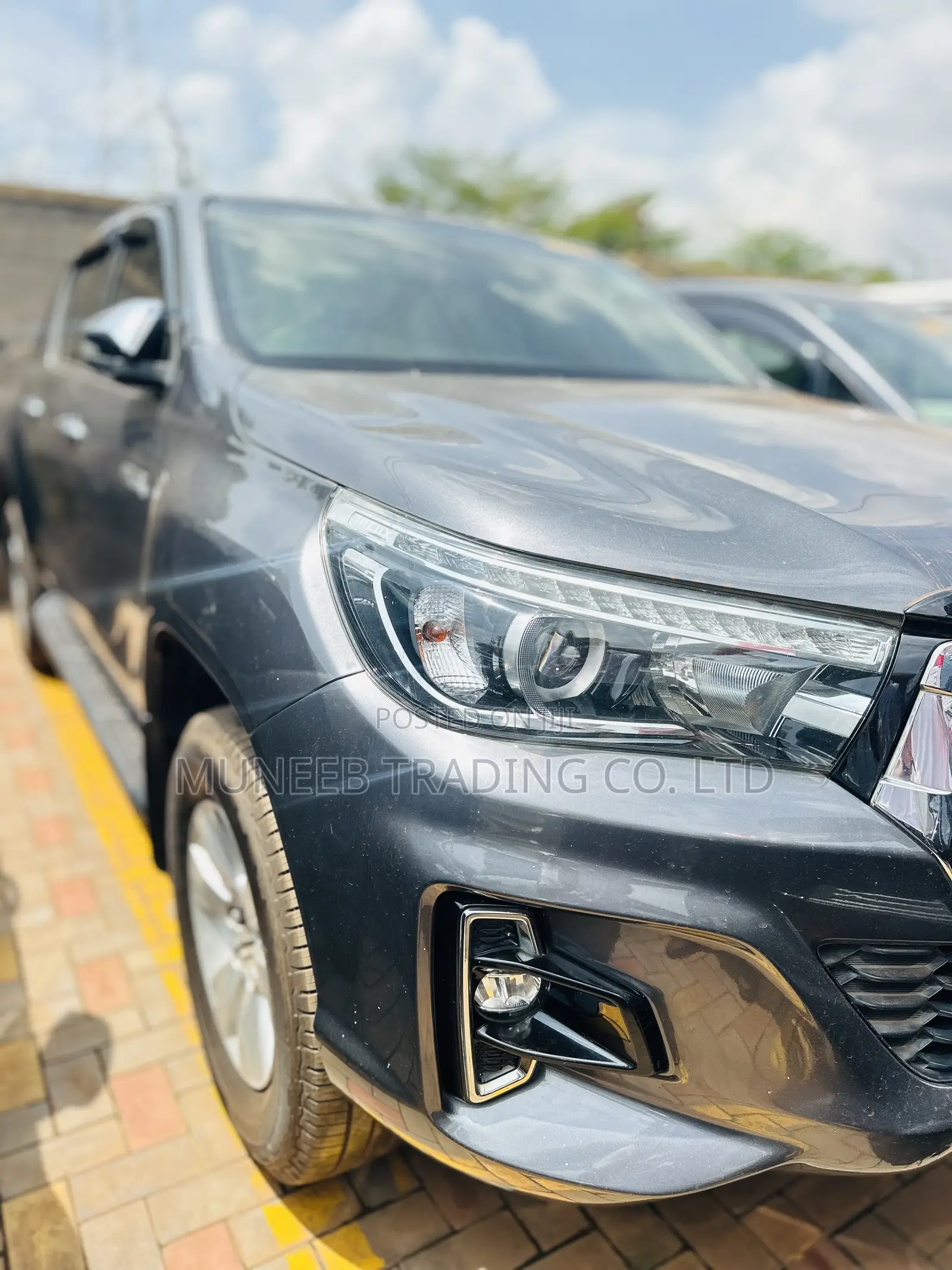 Toyota Hilux Revo Smart Cab Deisel 2.4 AWD 2019 Gray
