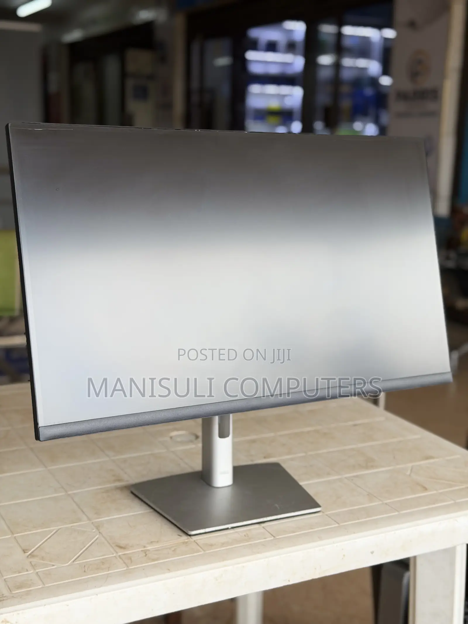 Ultra Monitor Dell 27 Inch 2560*1440 Type C Hdmi Dp