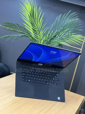 New Laptop Dell XPS 15 9570 16GB Intel Core I7 SSD 512GB