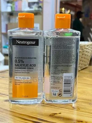 Neutrogena Blackhead Eliminating 0.5% Salicylic Acid Cleansimg Toner
