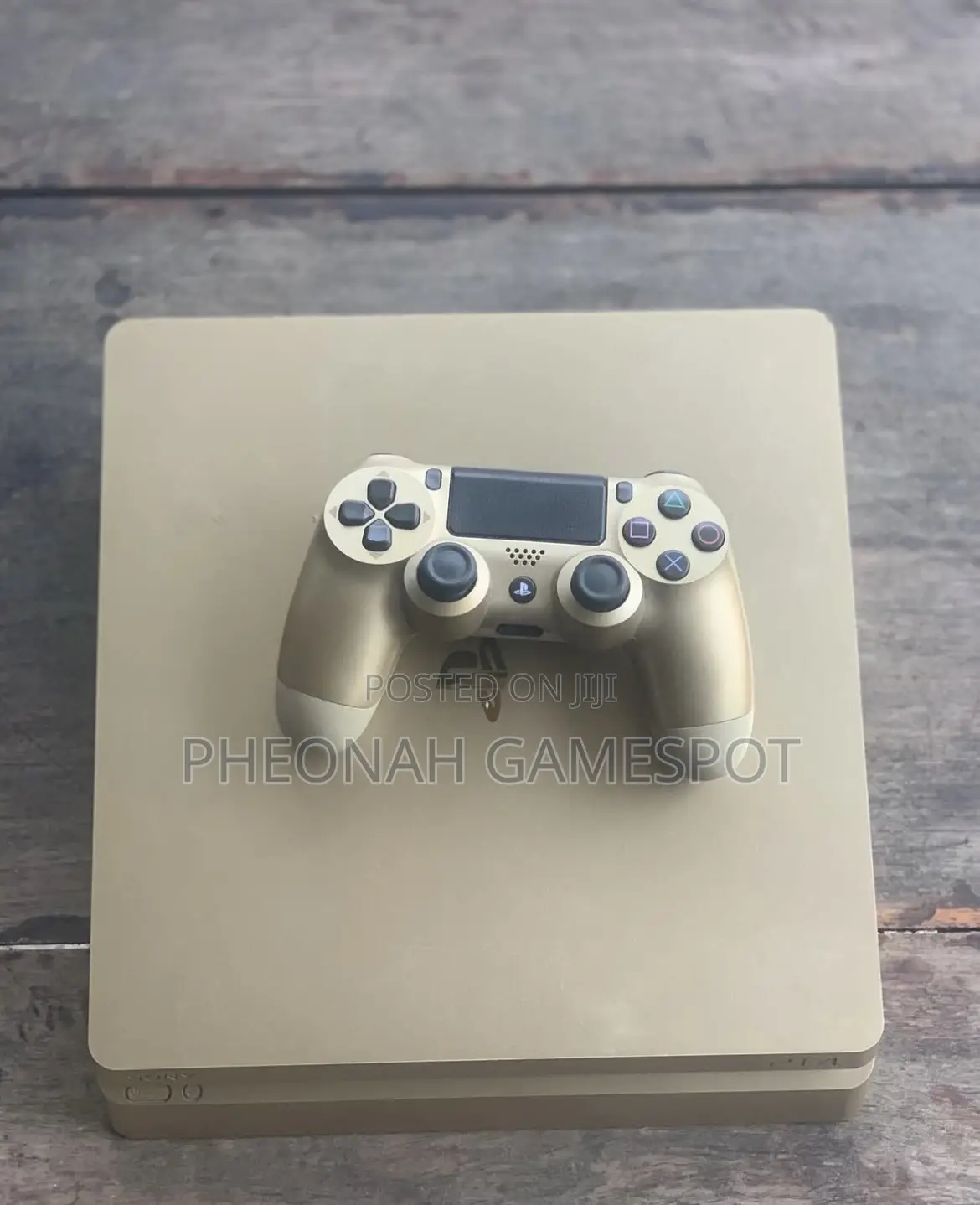 Ps4 Slim, Like New, 2 Pads, 19 Great Titles Ready.