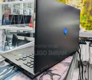 Laptop HP Omen 17 24GB Intel Core I7 SSD 512GB