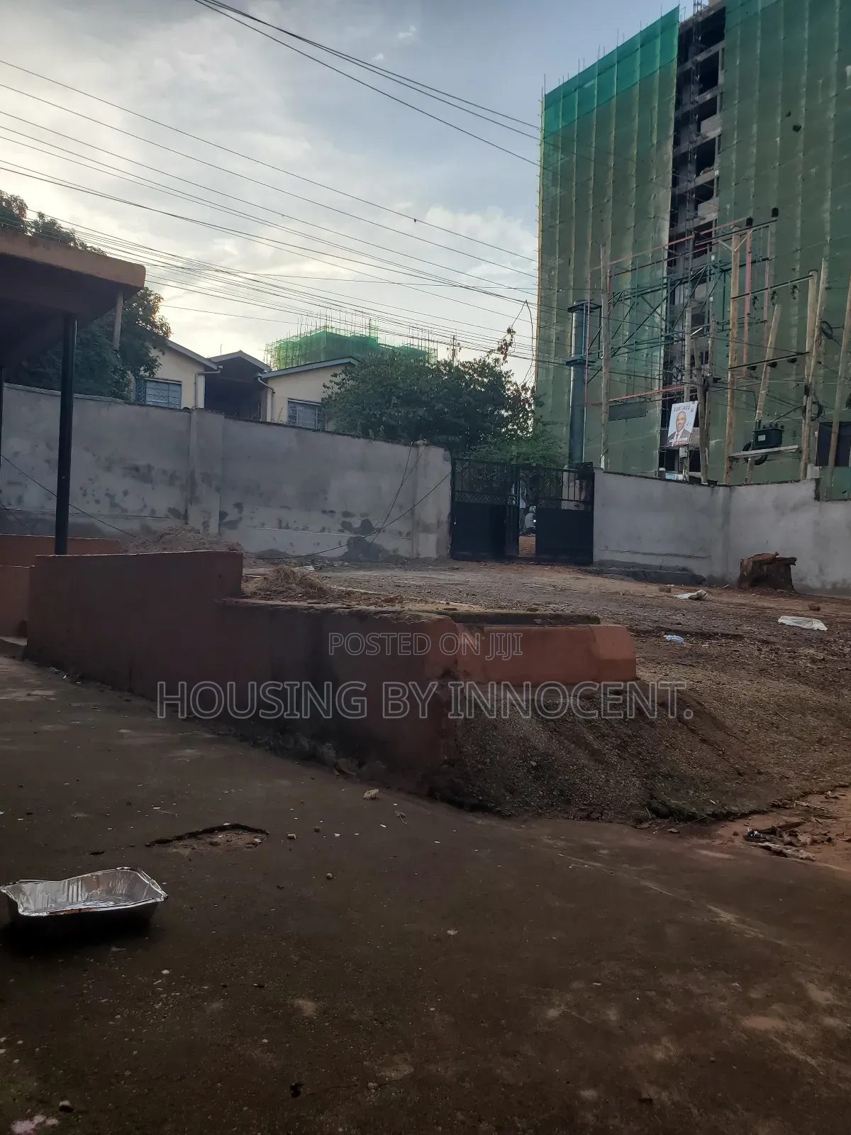 3bdrm Bungalow in Upper Mawanda Road, Central Division for rent