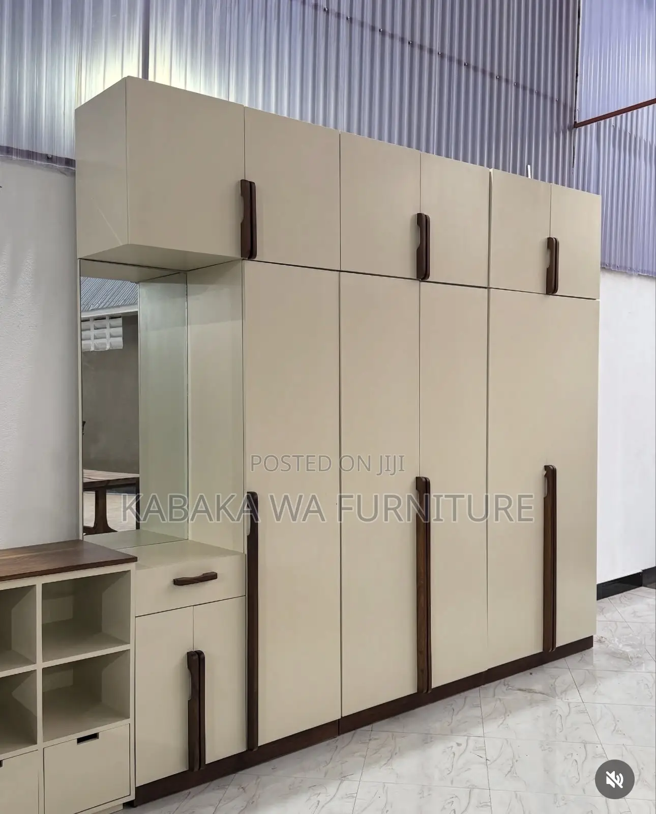 The Best /Wardrobe /in Kampala /Uganda Available /Wardrobe Furniture/