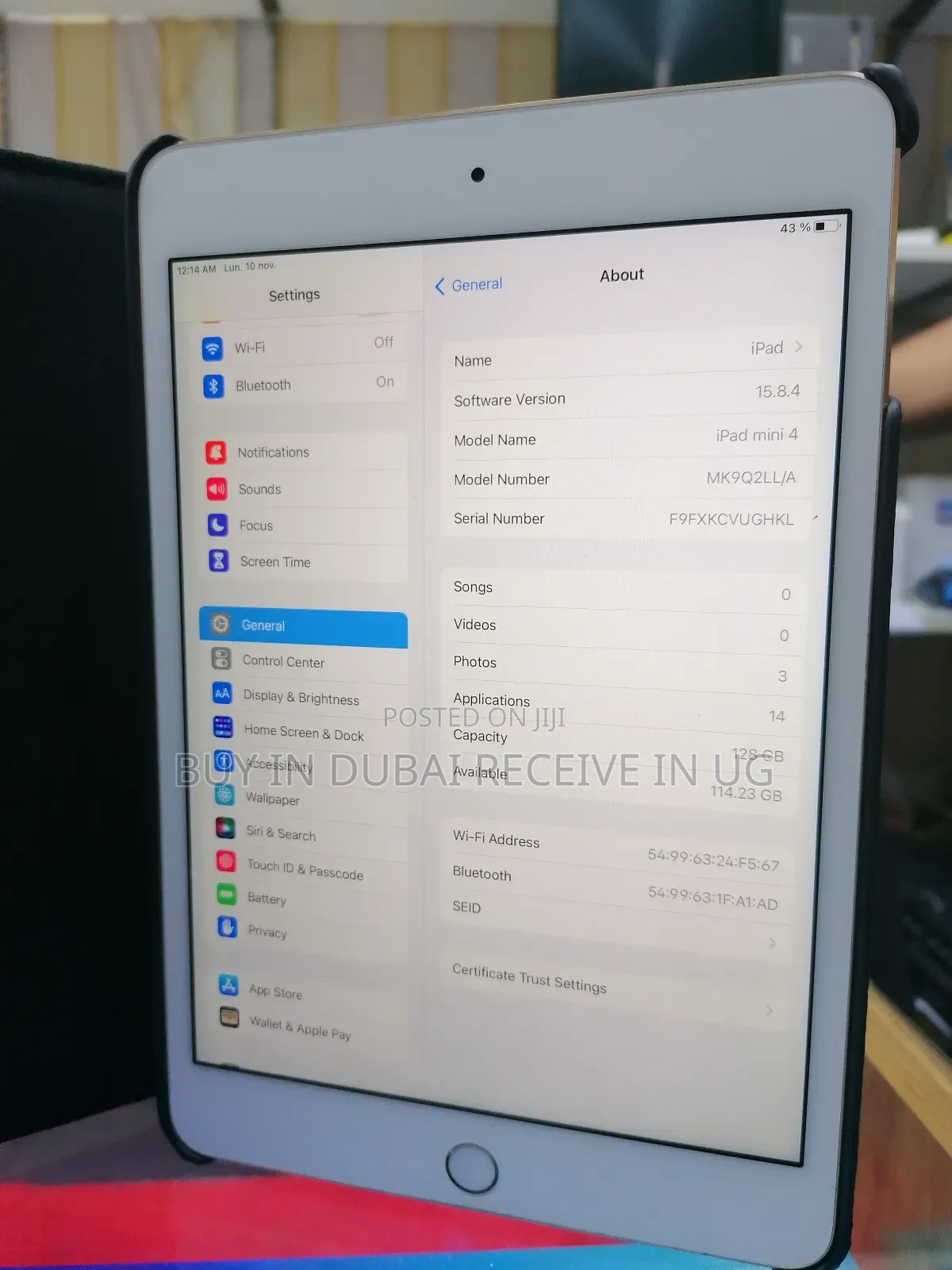 Apple iPad mini 4 128 GB Silver