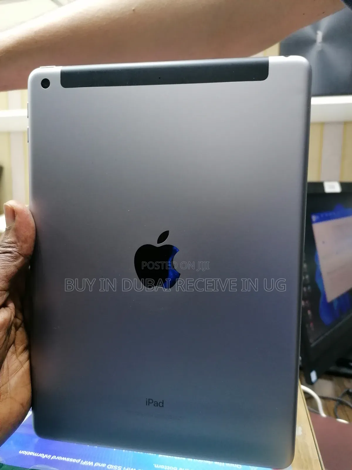Apple iPad mini 4 128 GB Silver