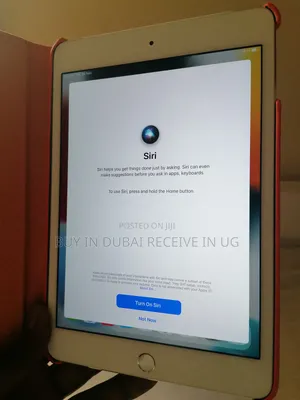 Apple iPad mini 4 128 GB Silver