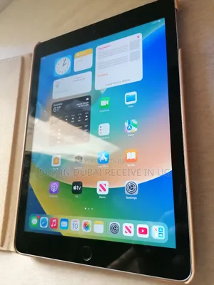 Apple iPad 5 (2022) 4 GB Silver