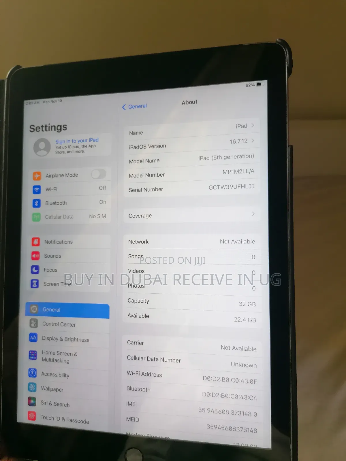 Apple iPad 5 (2022) 4 GB Silver