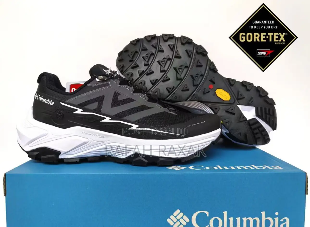 Original Black/White Columbia Gore-tex Trail Hiking Sneakers