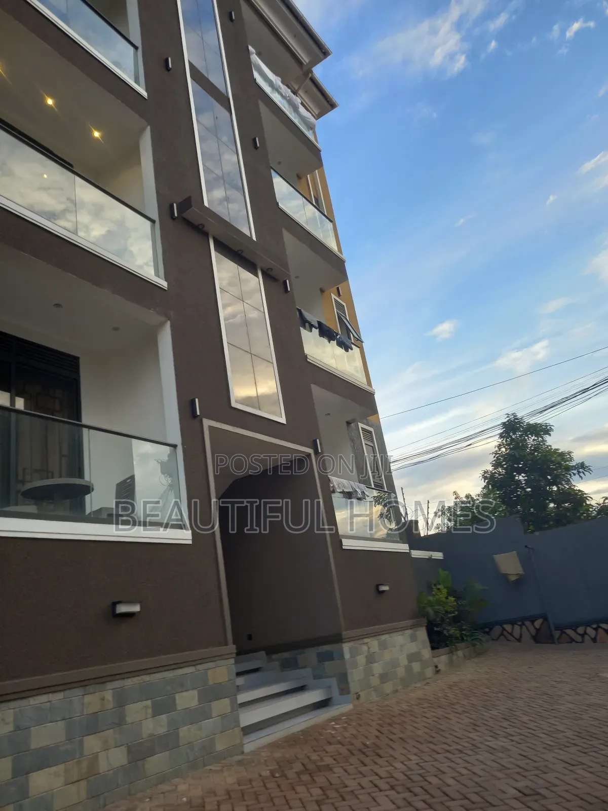 Furnished 2bdrm Apartment in Kisaasi, Nakawa for sale