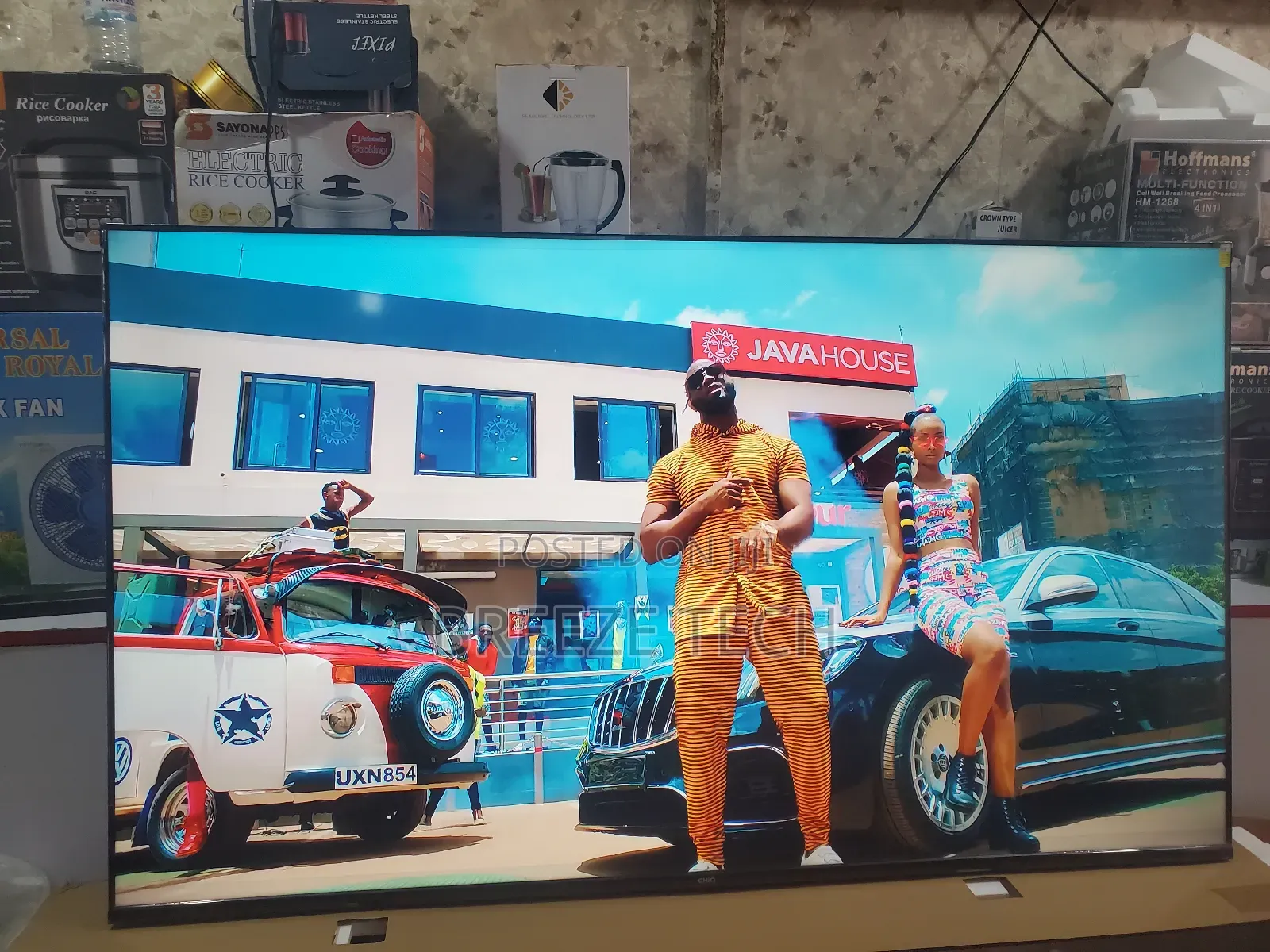 65" Chiq Smart