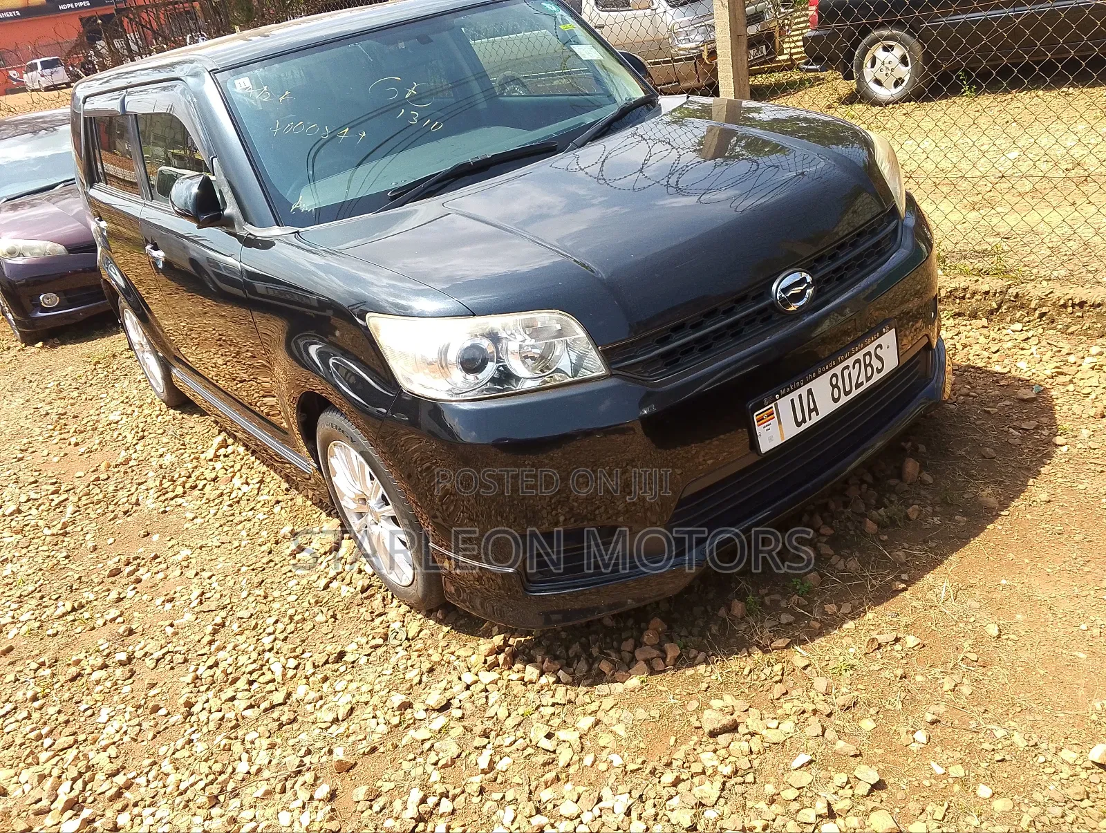 Toyota Corolla Rumion Hatchback 1.8 AWD 2011 Black