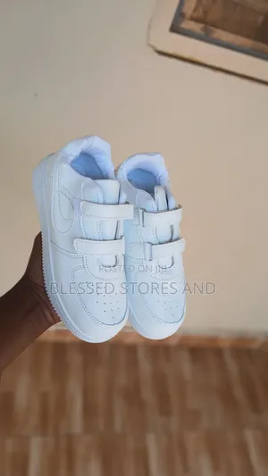 White Sneaker Size(25-36)