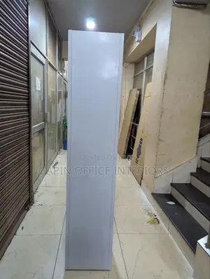 Second Hand 5 Locker Filing Cabinet Each Locker With a Key