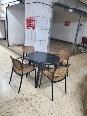 Simplified Plastic Table and Chairs Plastic Table and Chairs