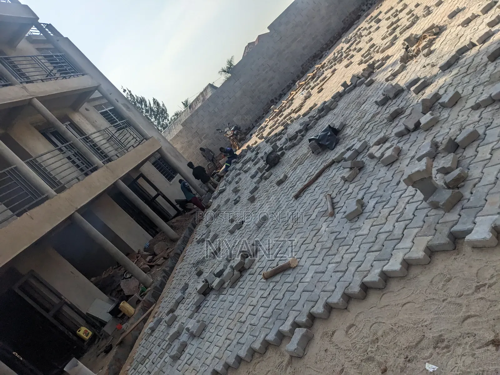 Laying and Construction of Pavers