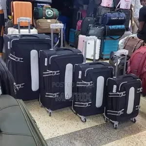 Dfavour Suitcase