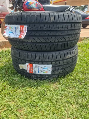 275/40r22 Roadx Tires for Range Rover, Jeep