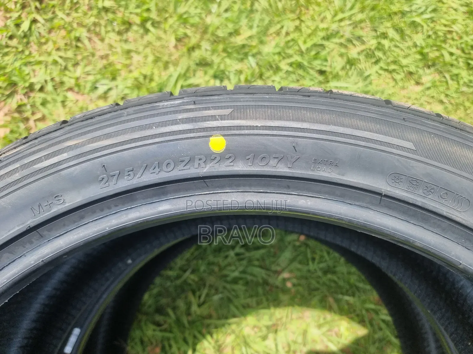275/40r22 Roadx Tires for Range Rover, Jeep