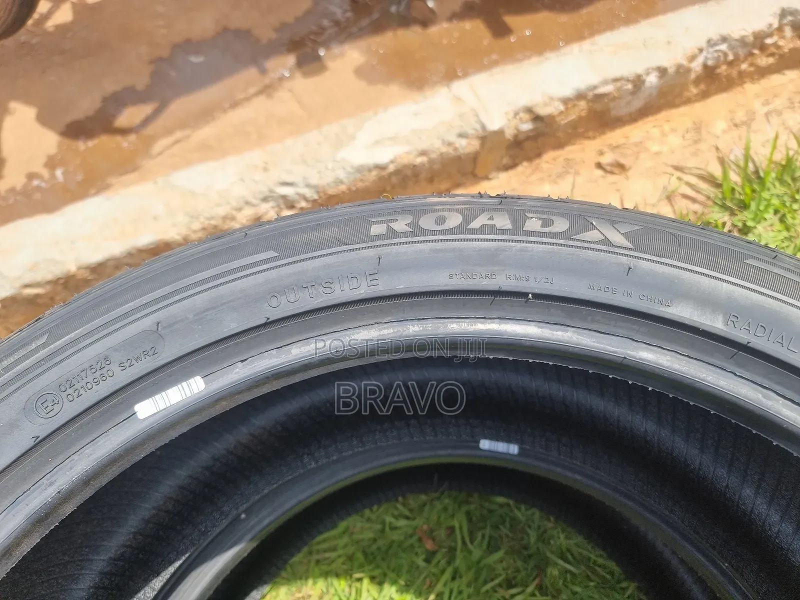 275/40r22 Roadx Tires for Range Rover, Jeep