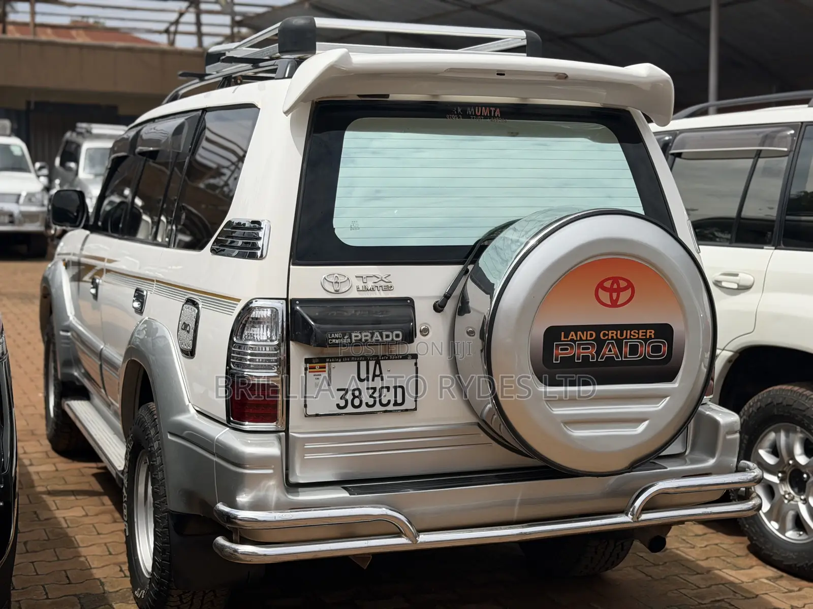 Toyota Land Cruiser 2000 Silver