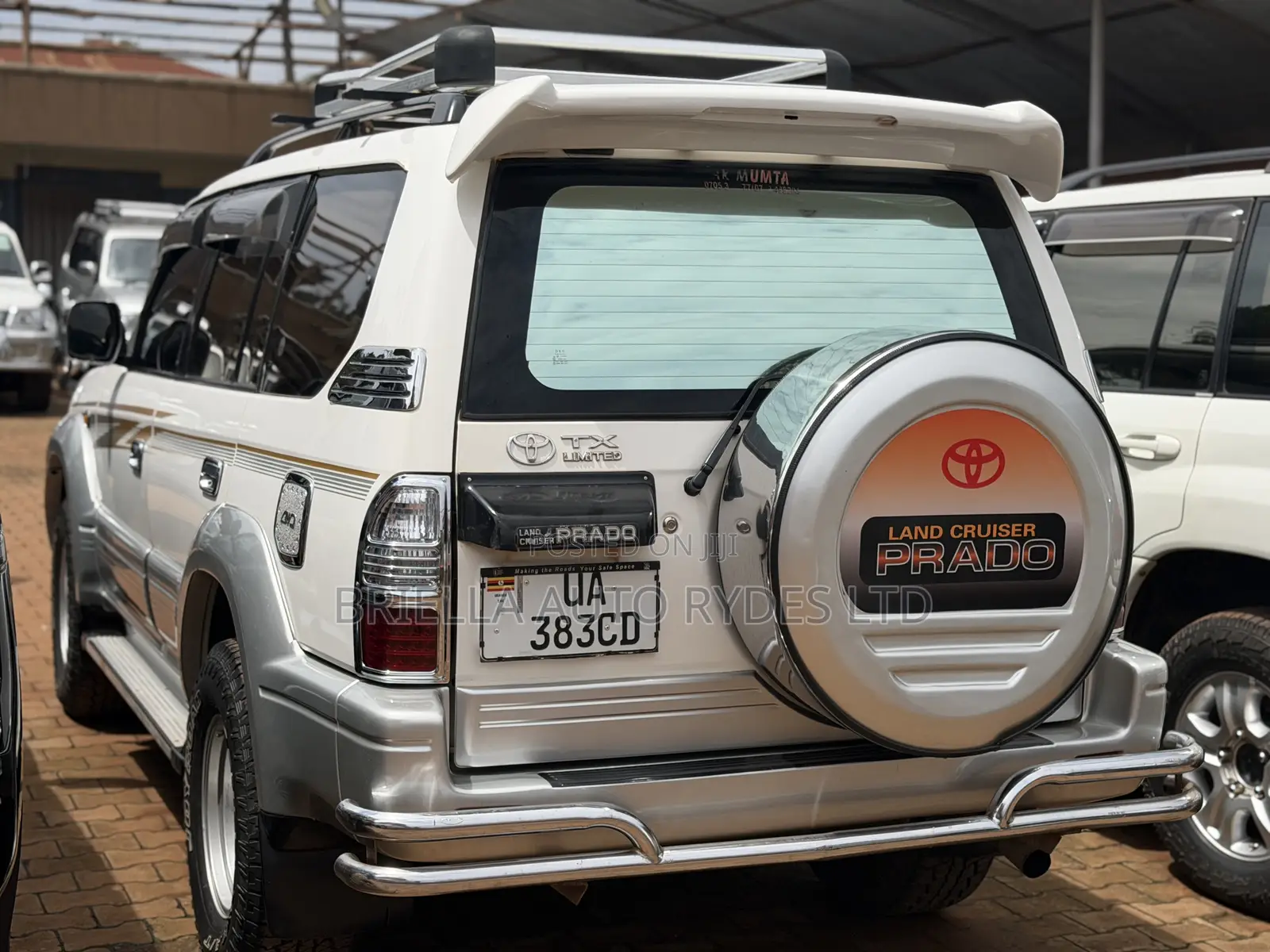 Toyota Land Cruiser 2000 Silver