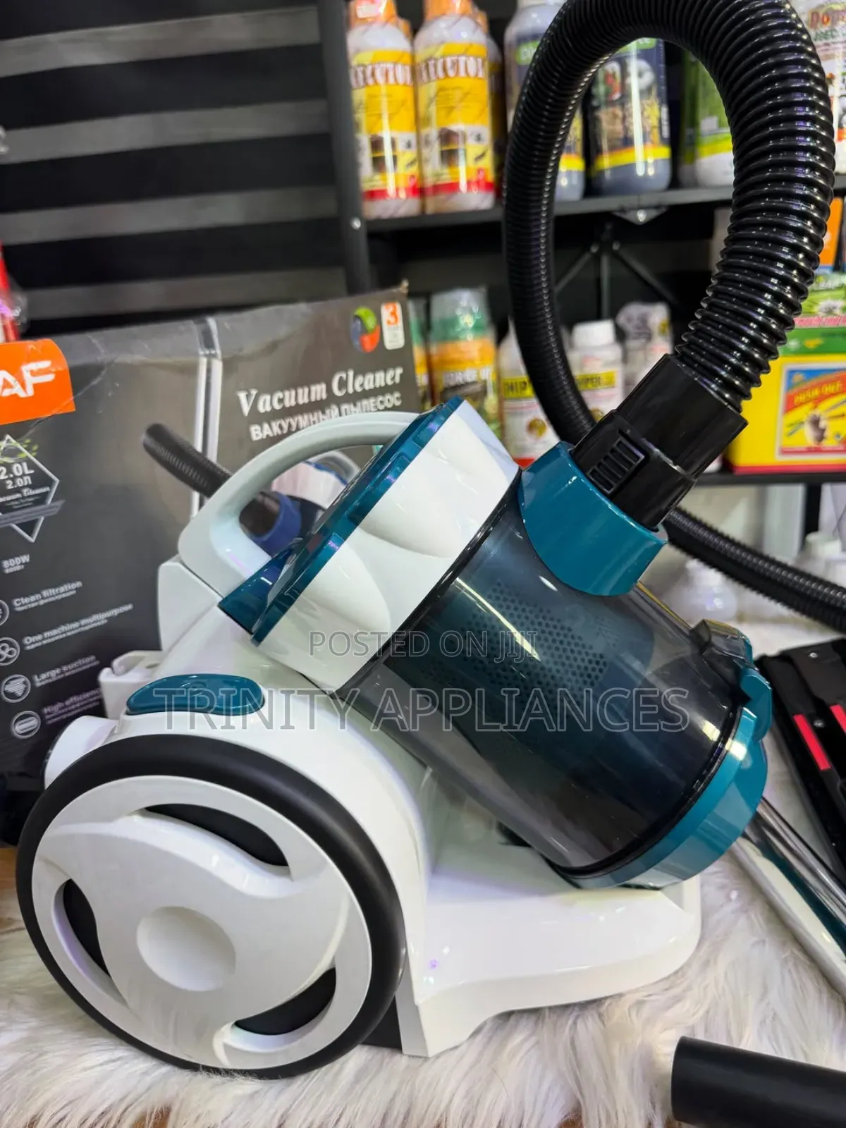 Raf 800w Bagless Cyclone Canister Vacuum Cleaner