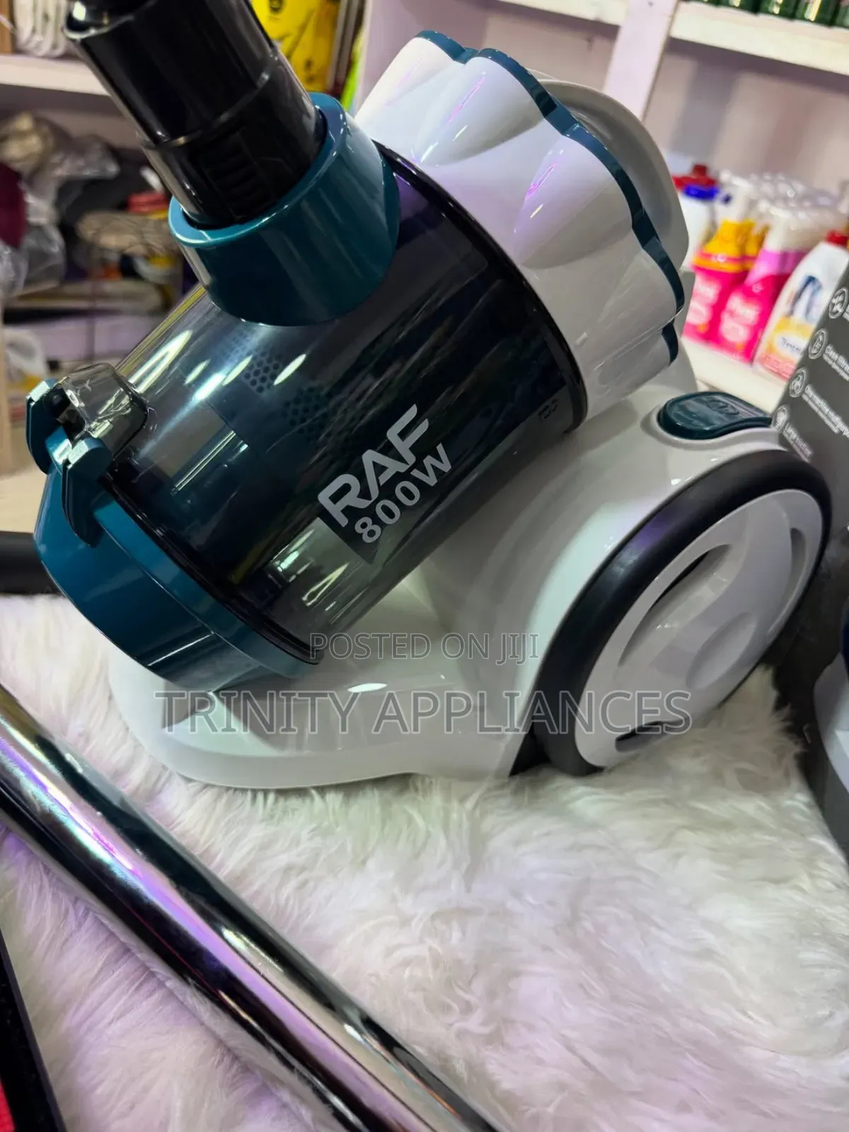 Raf 800w Bagless Cyclone Canister Vacuum Cleaner