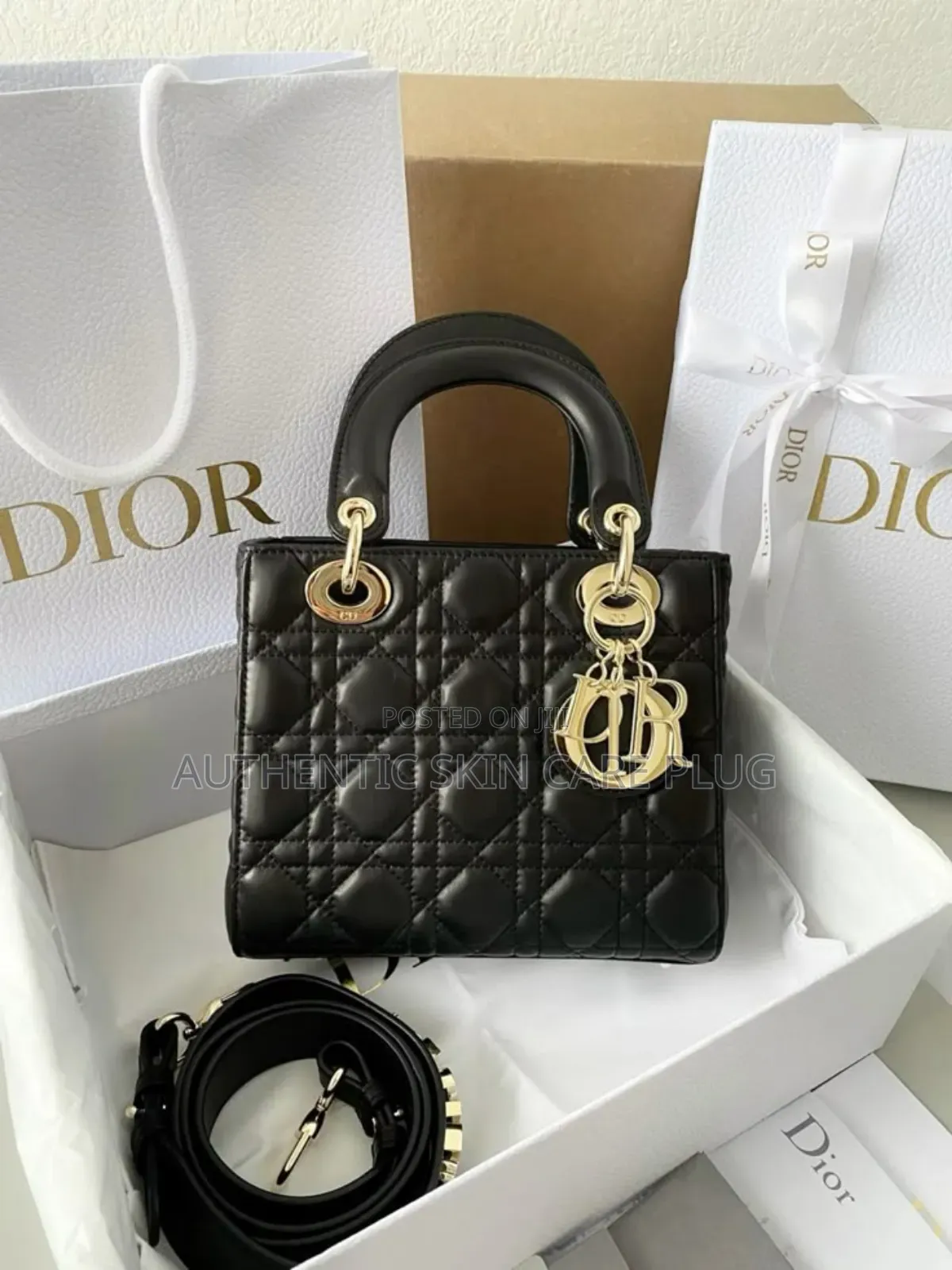 Christian Dior Cannage Luxury Bag M0505