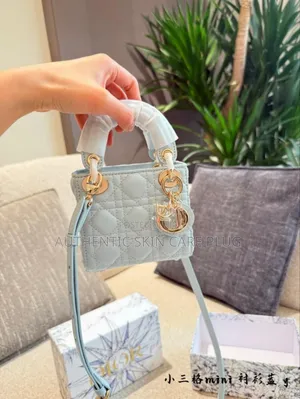 Christian Dior Cannage Luxury Bag M0505