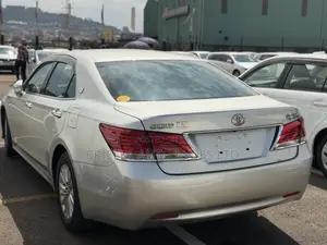 Toyota Crown Majesta 2015 Silver