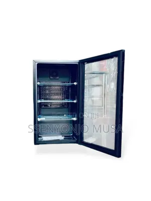 Hisense Mini Display Chiller/Cooler Fridge 91l With Glass Door