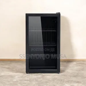 Hisense Mini Display Chiller/Cooler Fridge 91l With Glass Door