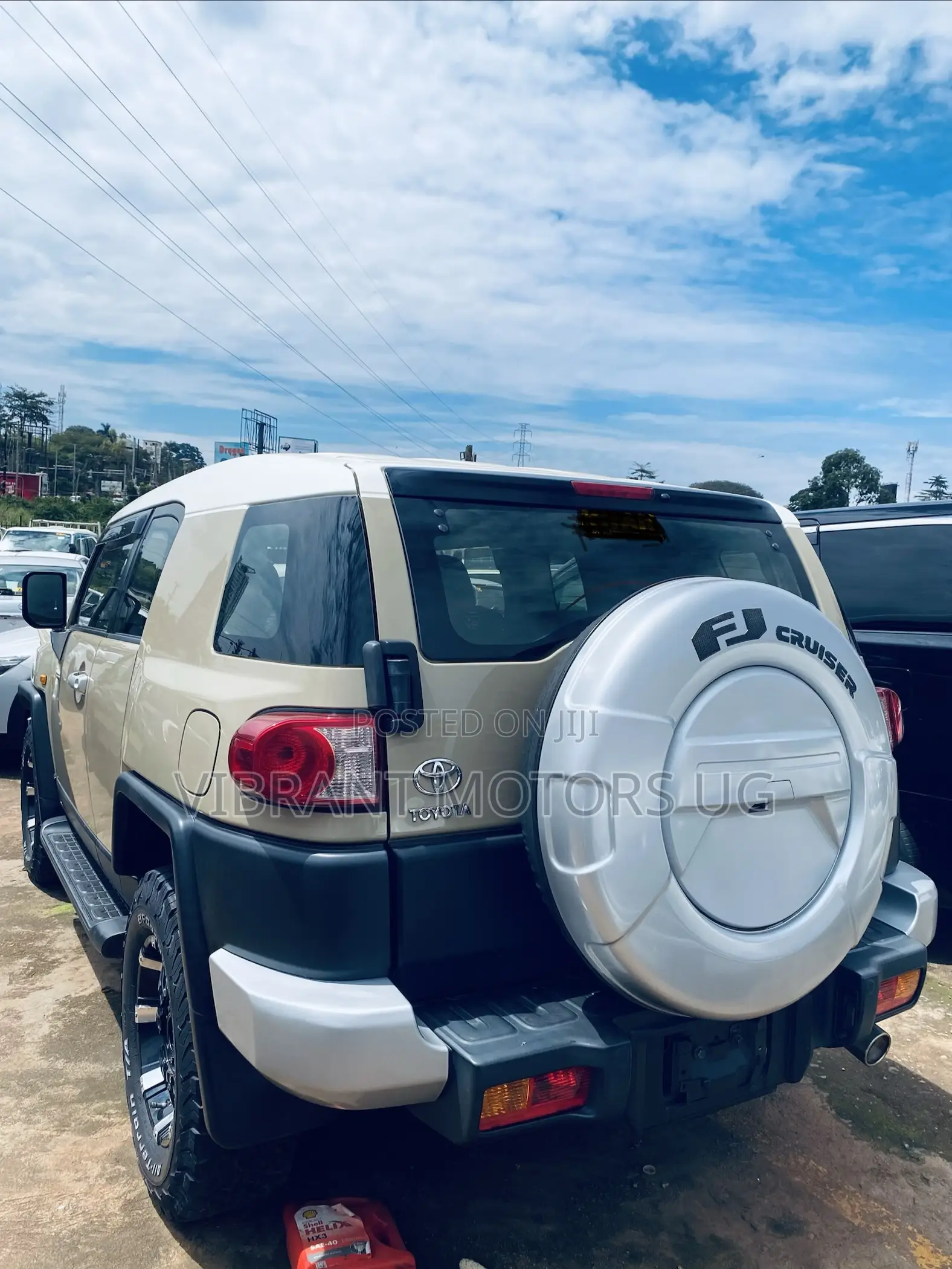 Toyota FJ Cruiser 2017 Gold