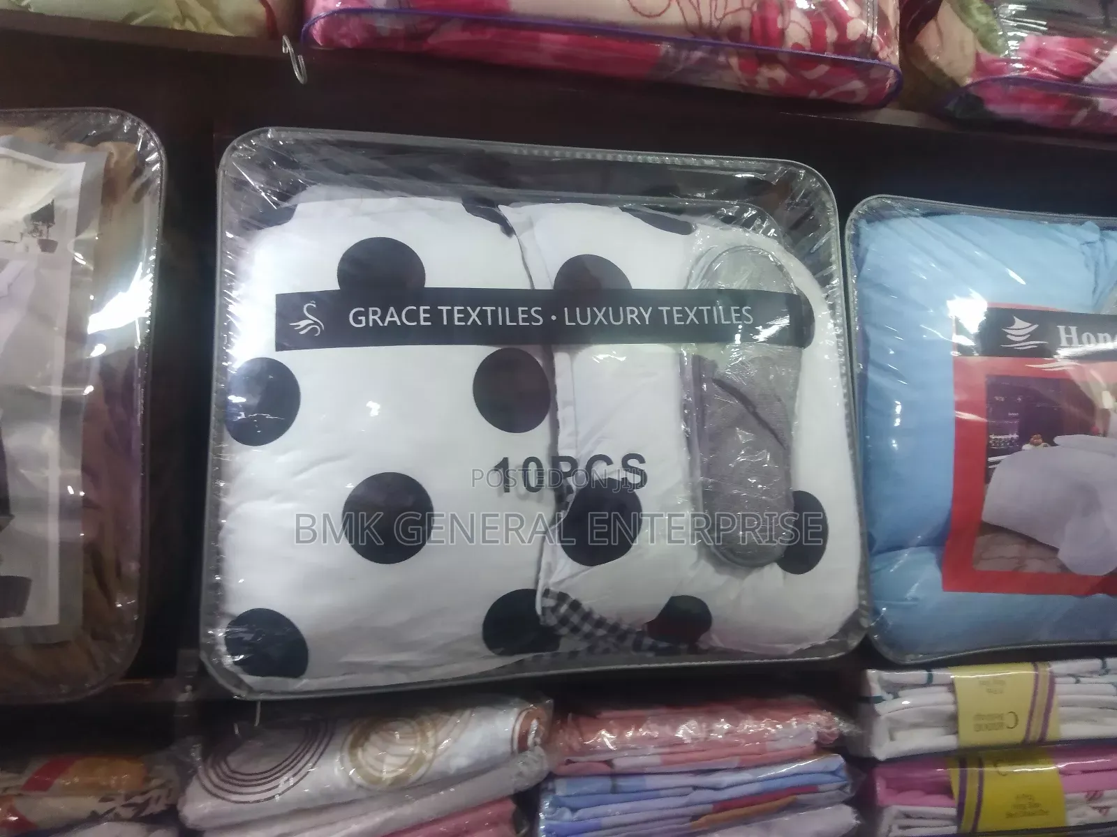 10 PCS Better Life Duvet Set.With Quilt, Bed Sheets, Neck Rolls, 