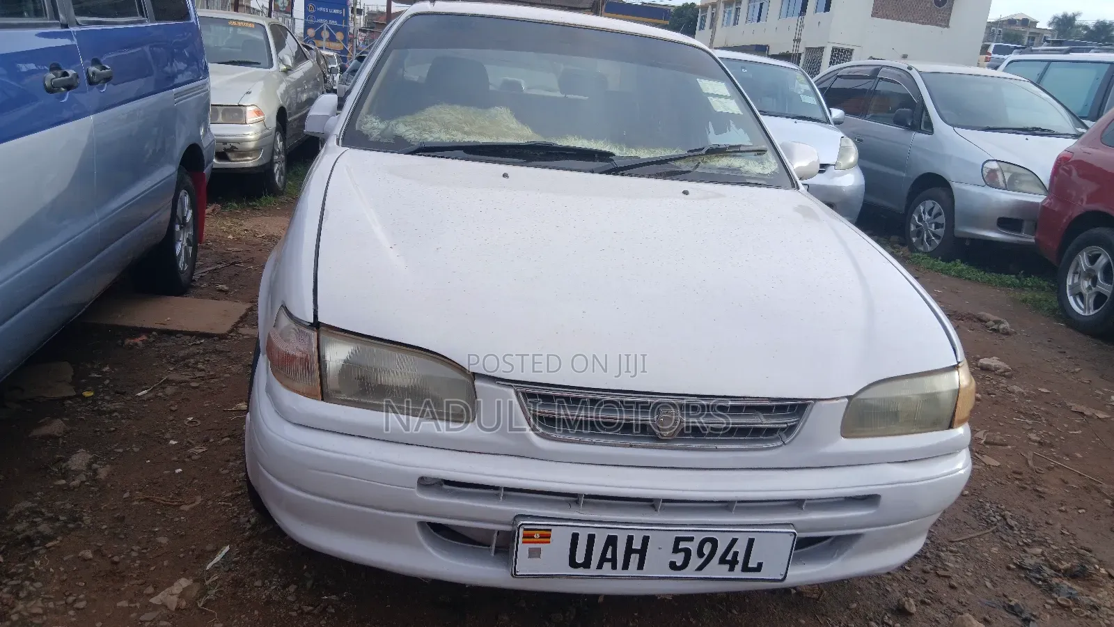 Toyota Corolla II 1999 White