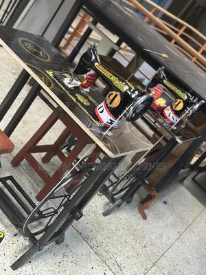 Domestic Indian Made Sewing Machines With Strong Local Stand