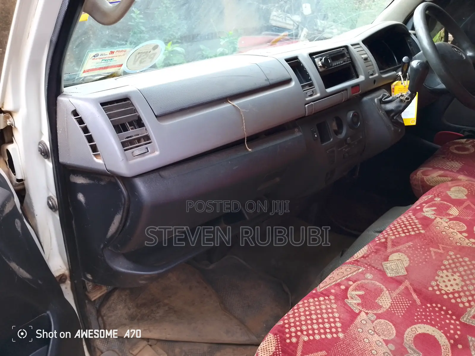 Toyota HiAce 2007 White