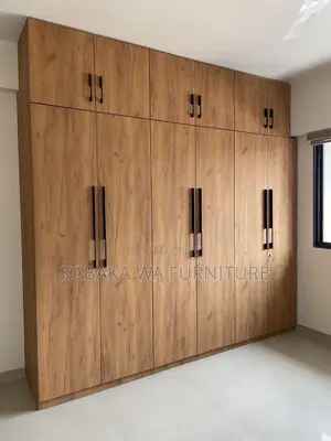 Walk in /Wardrobe in /White Colour Wardrobe Furniture in U/