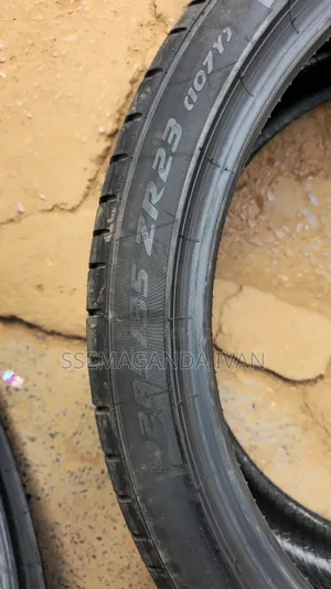 285/35r23 Pirelli Foreign Used Tyres